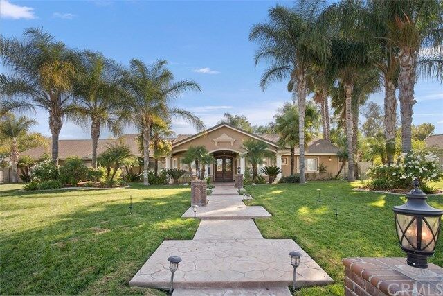 Property Photo:  33126 Cheyenne Circle  CA 92584 