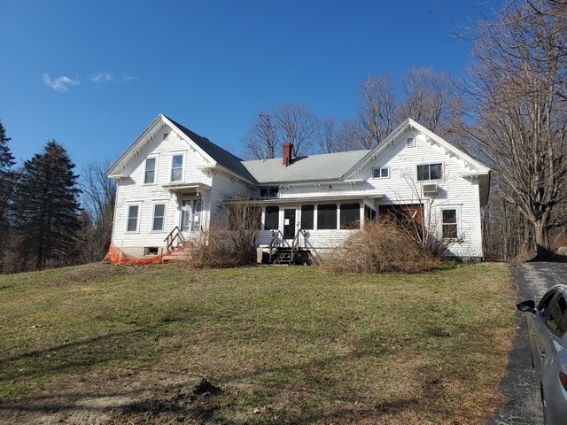 Property Photo: 23 Putnam Hill Road NH 03082