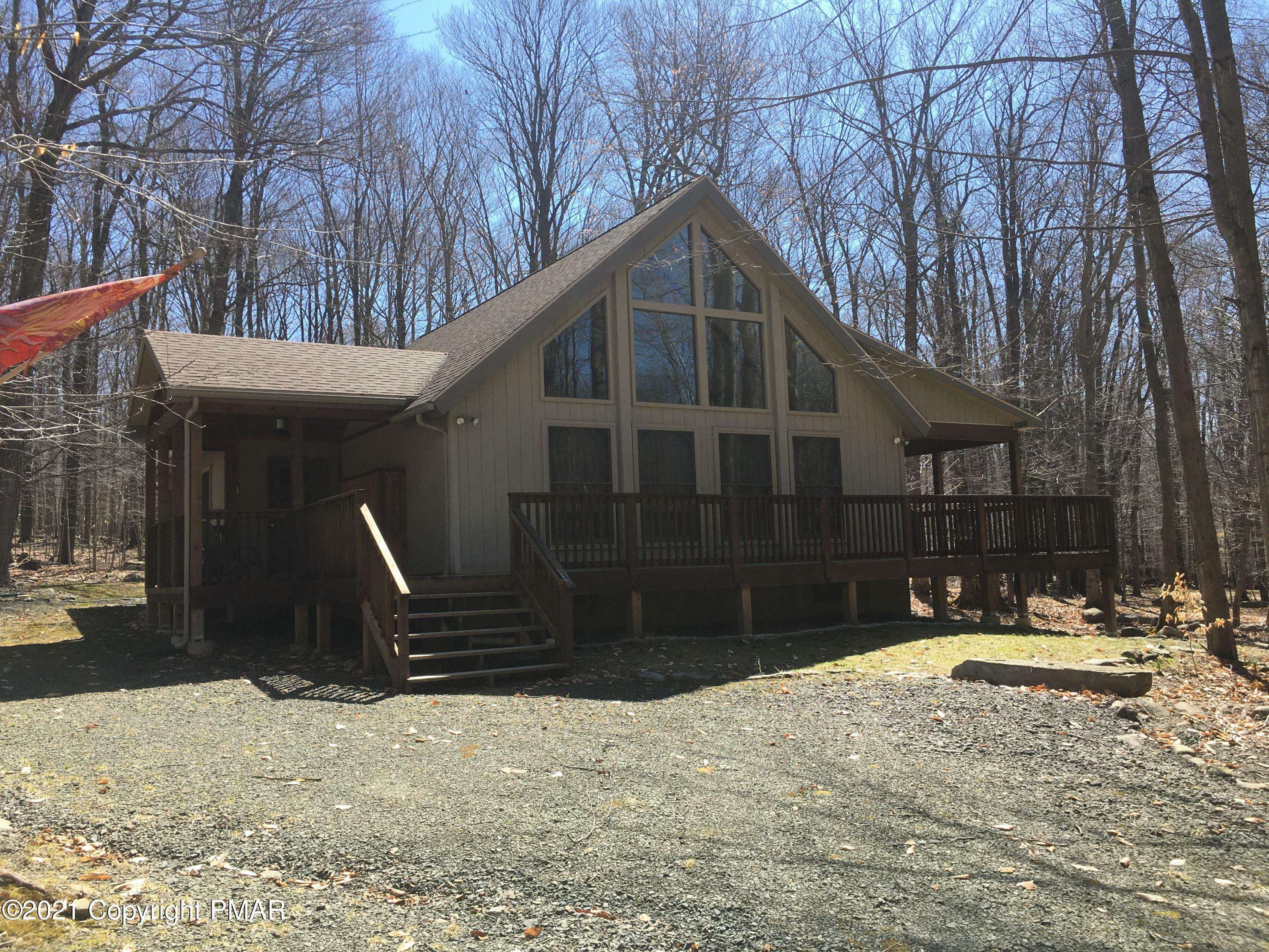 Property Photo:  16 E Creek View Drive  PA 18424 