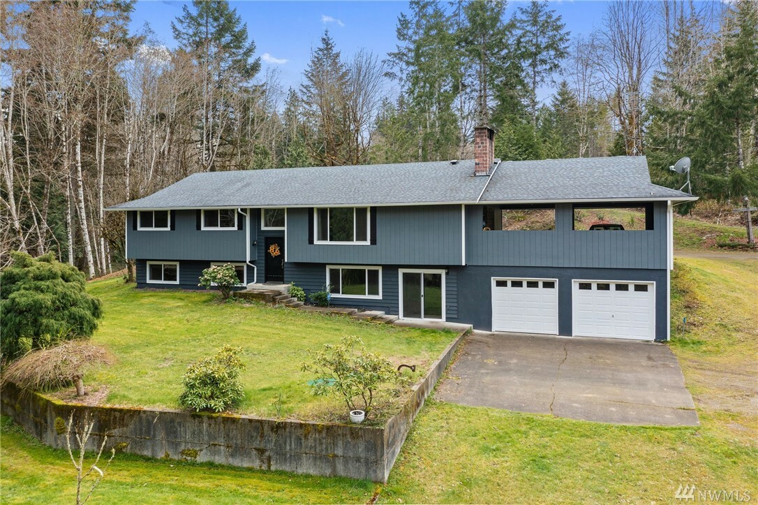 Property Photo:  3350 SE Arcadia Rd  WA 98584 