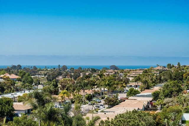 Property Photo: 155 Rosebay Dr. 12 CA 92024
