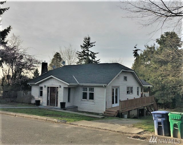 Property Photo: 5340 S 140th St WA 98168