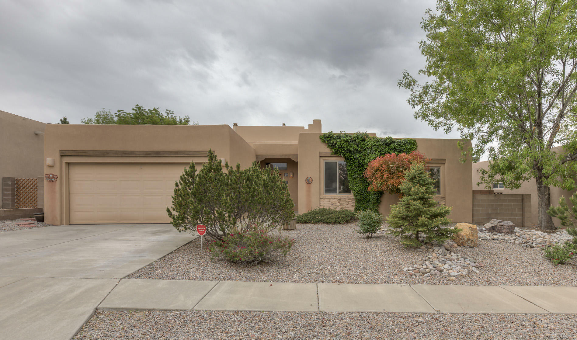 4312 Noche Clara Avenue NW  Albuquerque NM 87114 photo