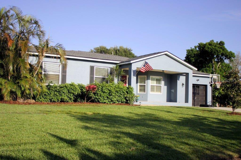 Property Photo:  415 Bamboo Lane  FL 33770 