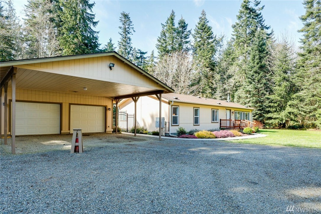 Property Photo:  170 Moen Rd  WA 98358 