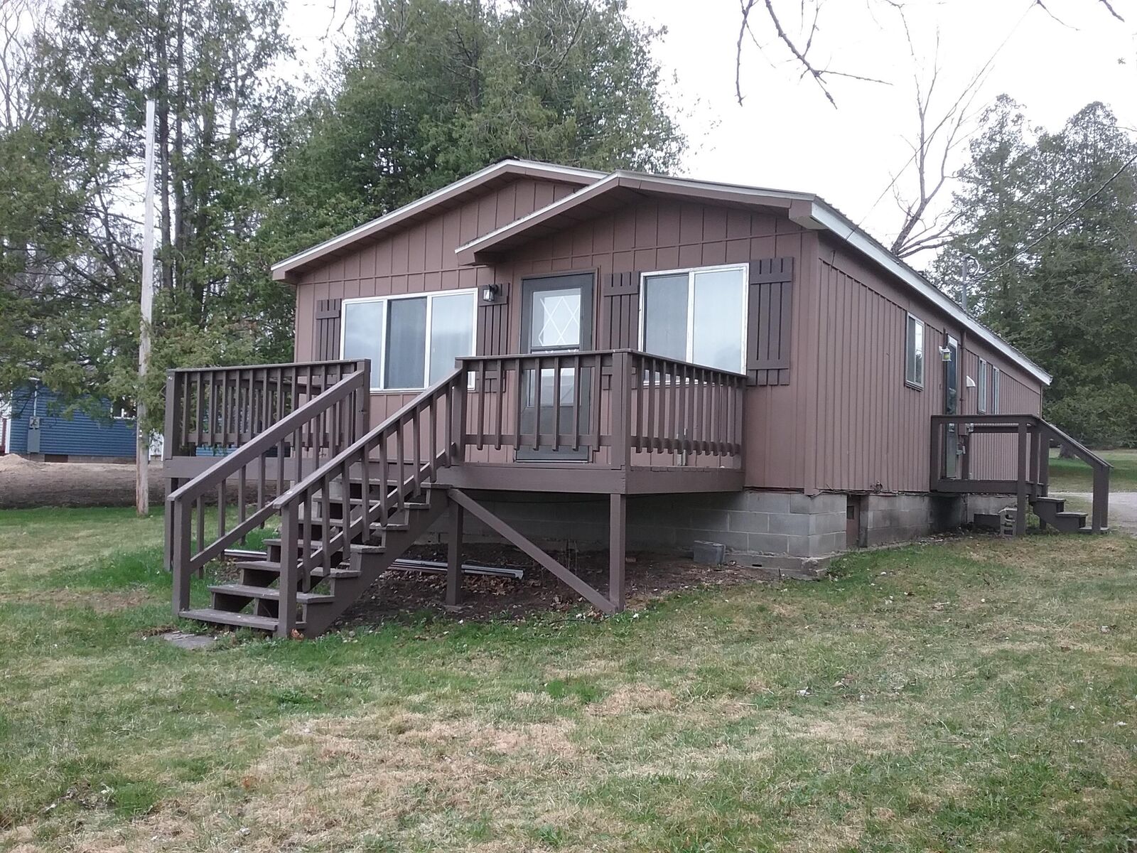Property Photo:  1461 Riverview Lane  MI 49749 