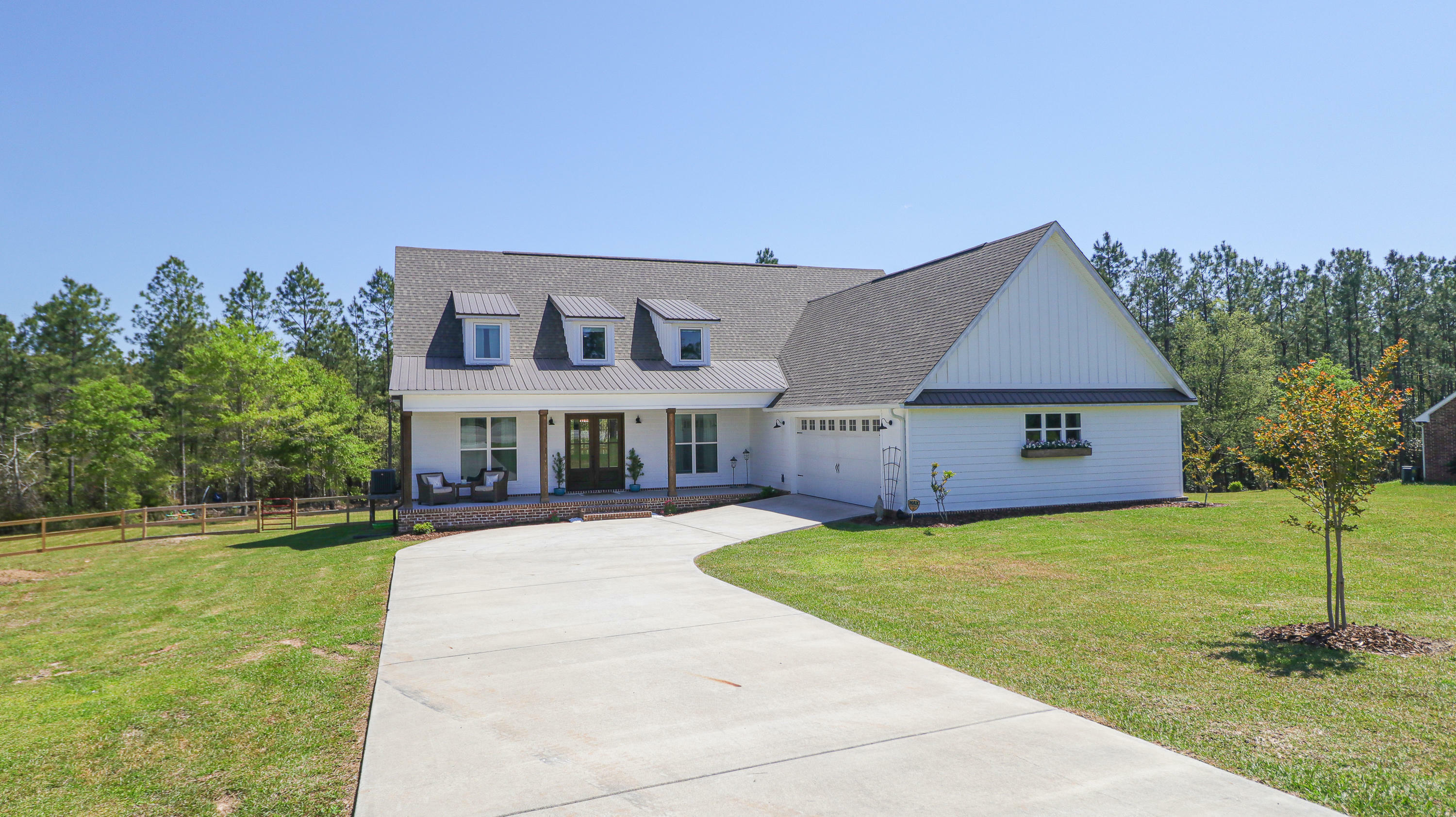 Property Photo: 14962 Dill Road MS 39574