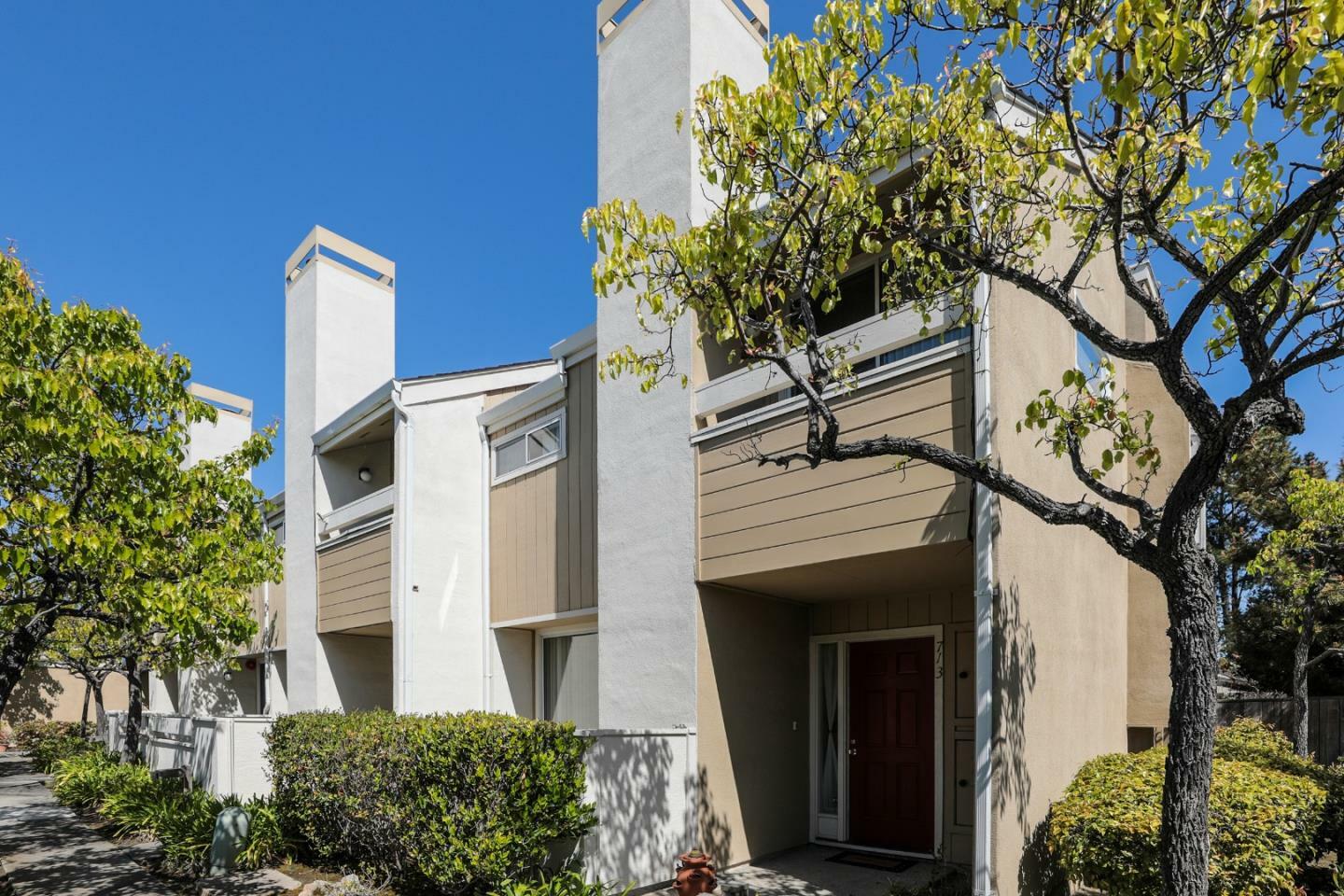 Property Photo:  713 Foster City Boulevard  CA 94404 