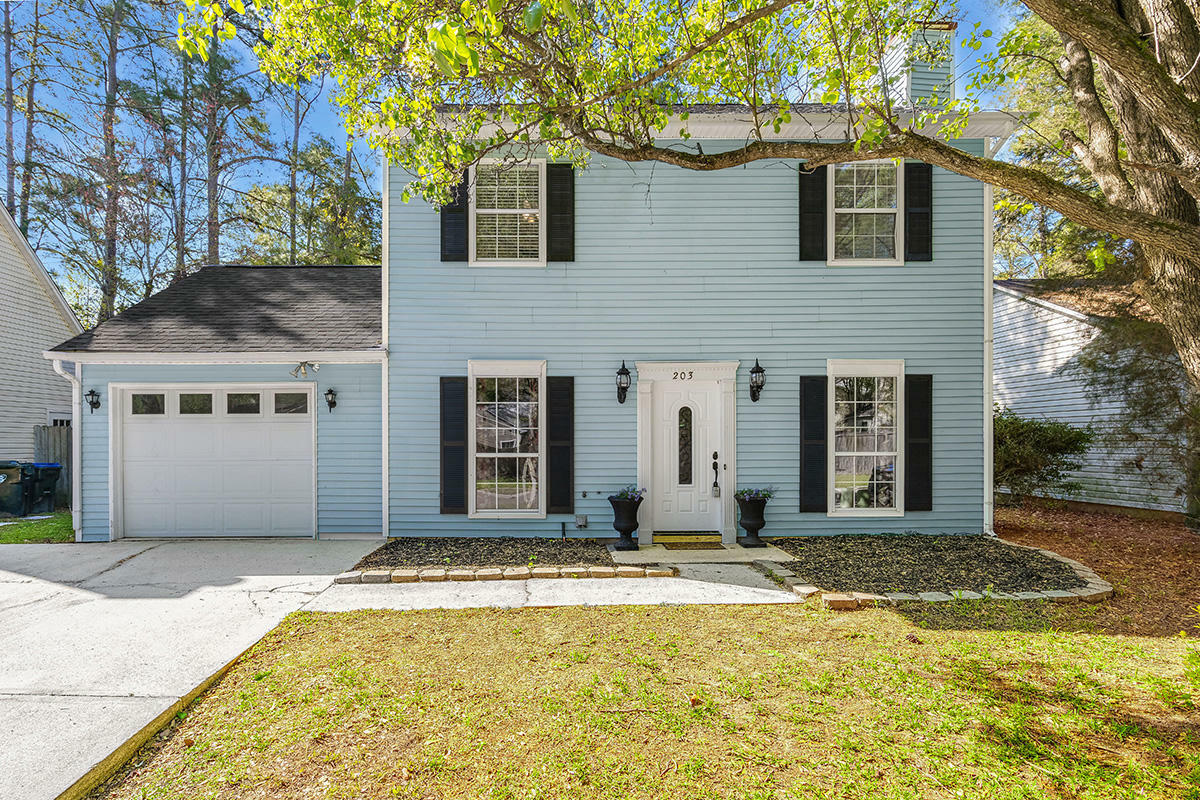 Property Photo:  203 Parish Parc Drive  SC 29485 