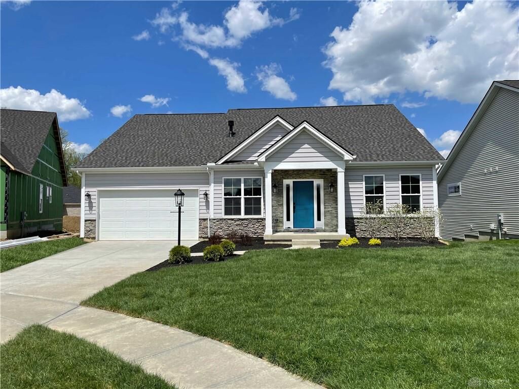 Property Photo: 1120 Petrus Court OH 45458