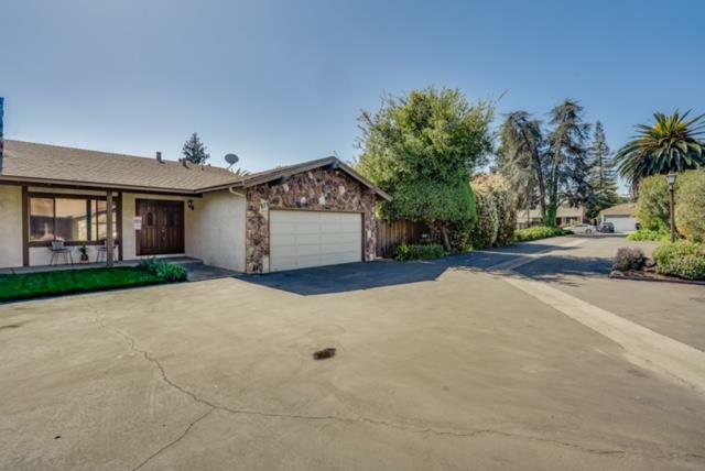 Property Photo:  275 Roble Avenue  CA 94061 