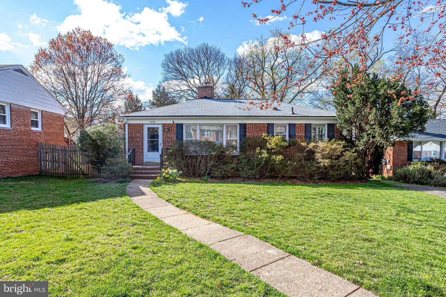 Property Photo:  6026 22nd Road N  VA 22205 