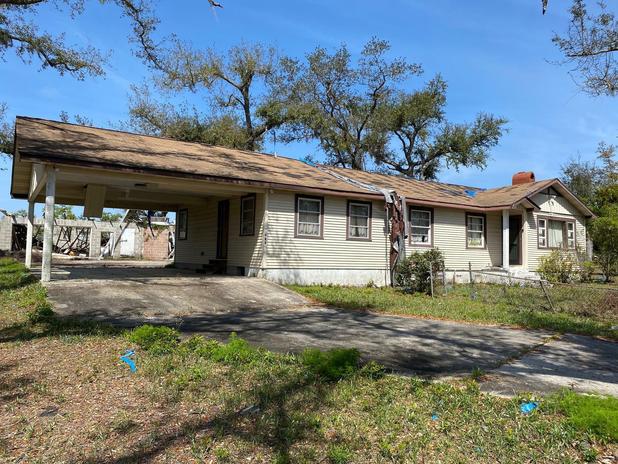 Property Photo:  920 Center Street  FL 32404 