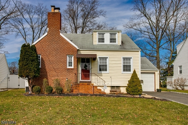 Property Photo:  47 Colonial Drive  NJ 07066 