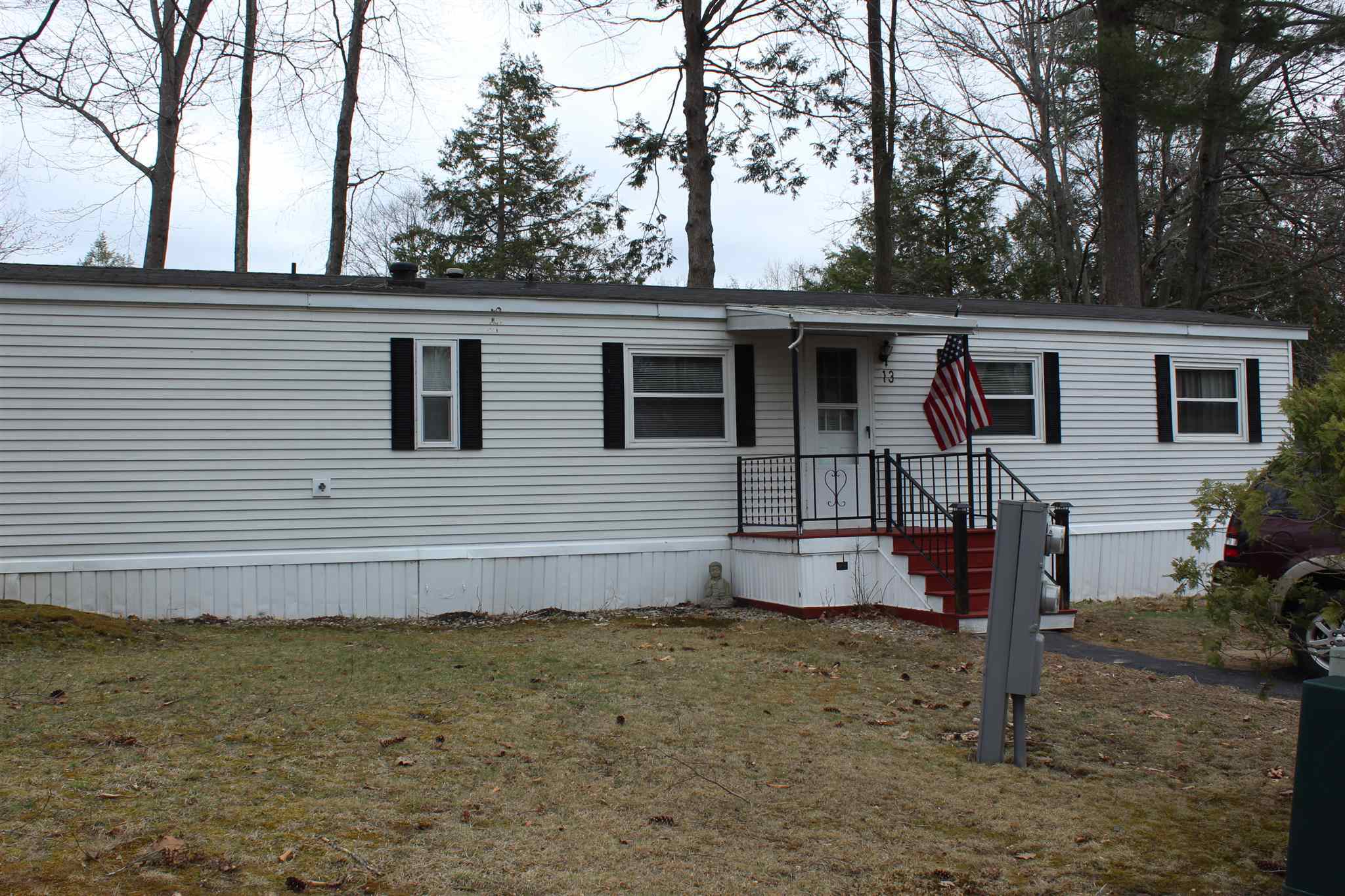 Property Photo:  13 So. Fuchsia Drive  NH 03867 