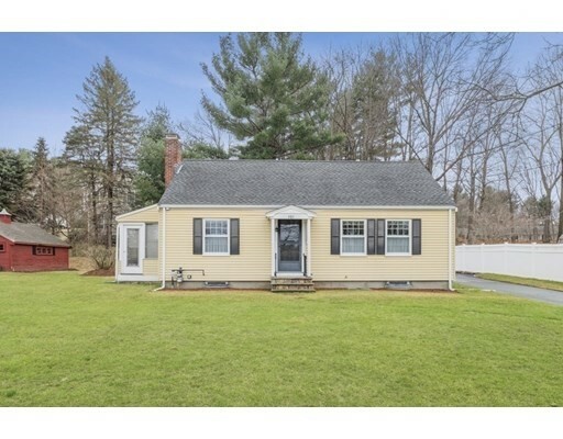 Property Photo: 985 Main Street MA 01742
