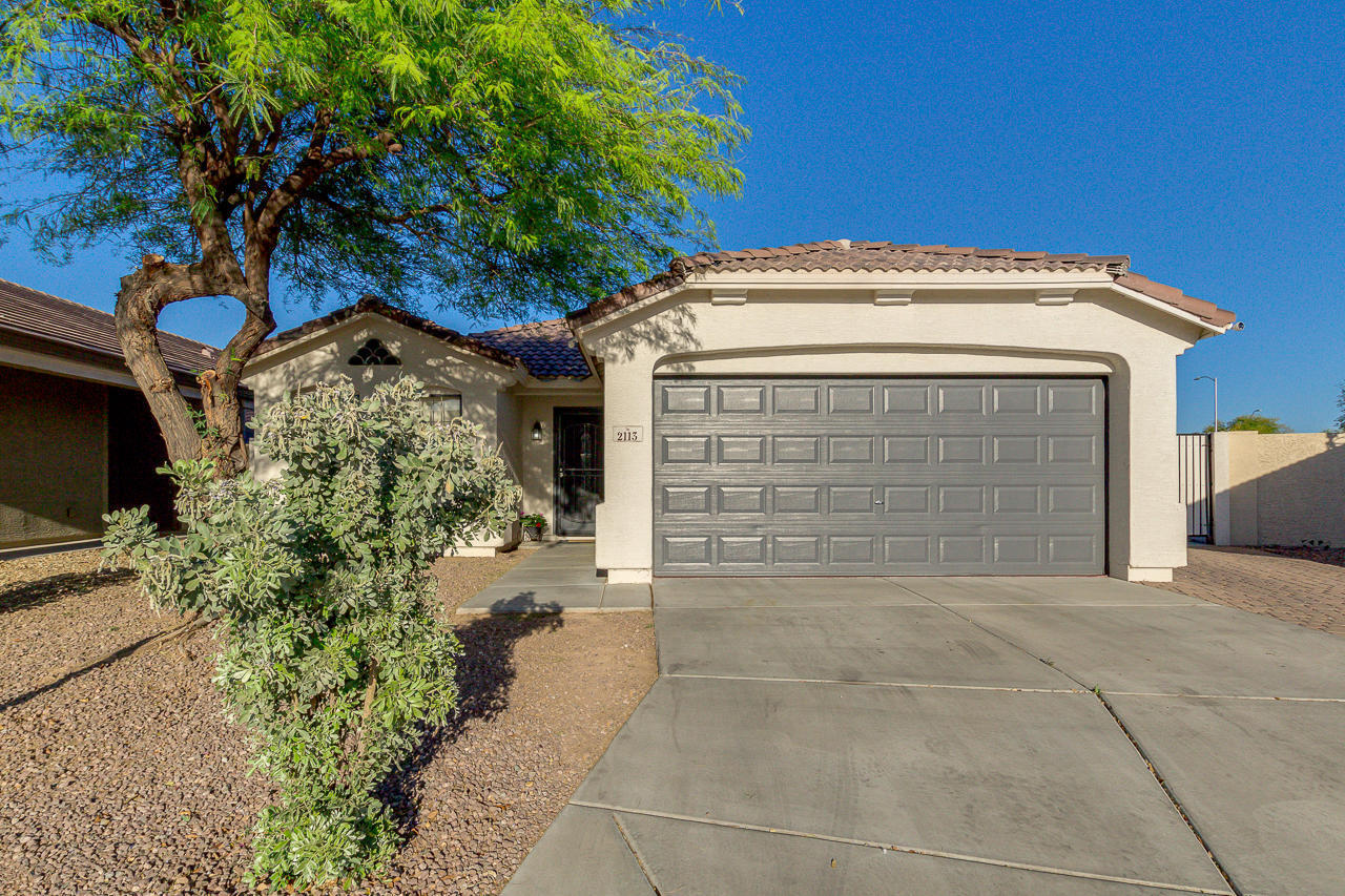 Property Photo: 2113 S 99th Lane AZ 85353