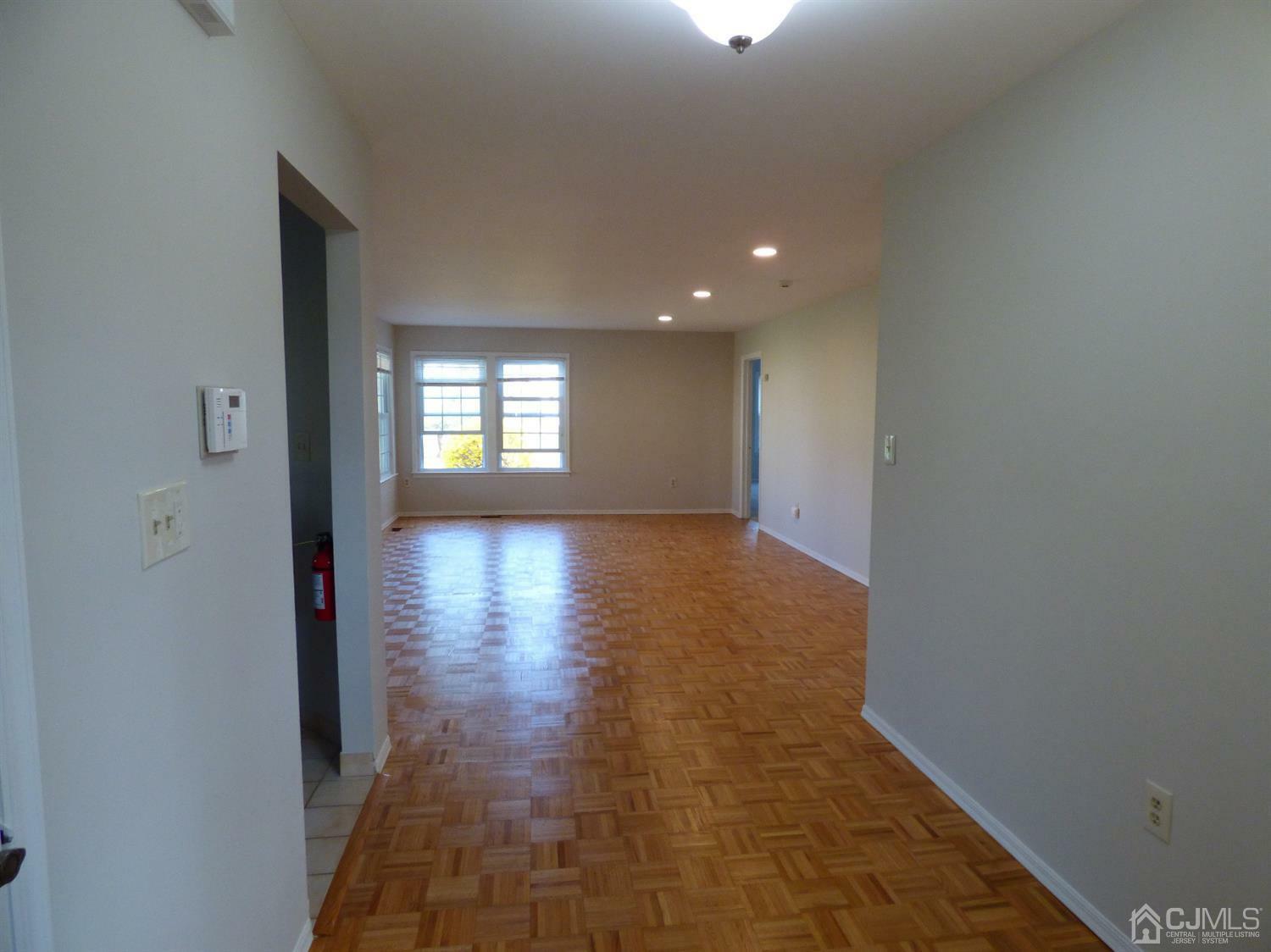 Property Photo:  3 Rutherford Hayes Drive 3B  NJ 08831 