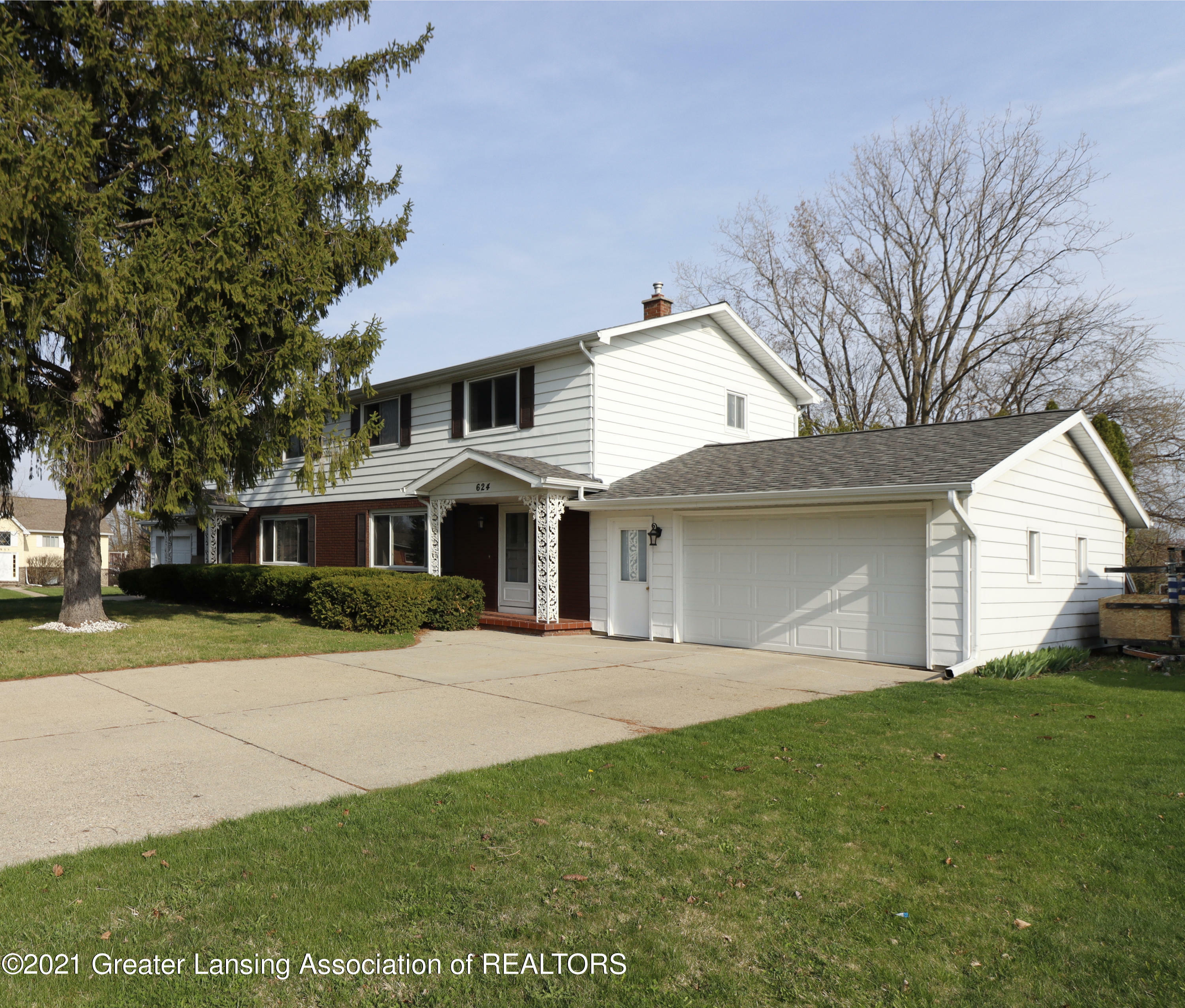 Property Photo:  624/626 Granite Drive  MI 48917 