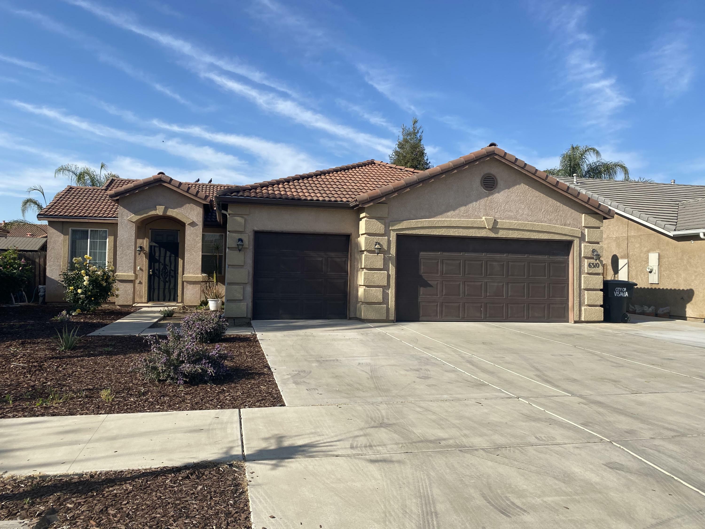 Property Photo:  6310 W Clinton Court  CA 93291 