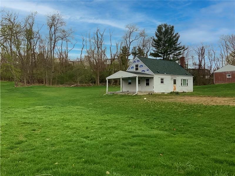 Property Photo:  3268 E Hardies Road  PA 15044 