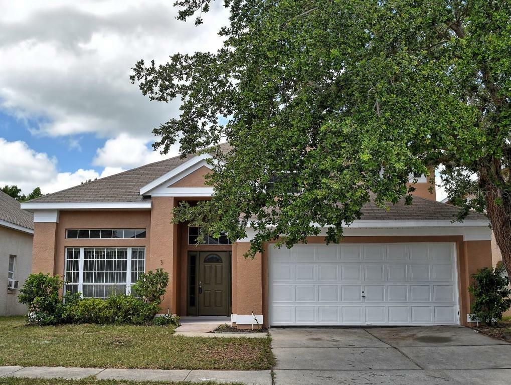 Property Photo:  386 Riggs Circle  FL 33897 