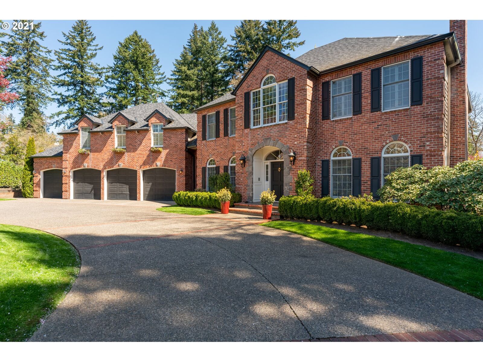 Property Photo: 1145 S Military Rd OR 97219