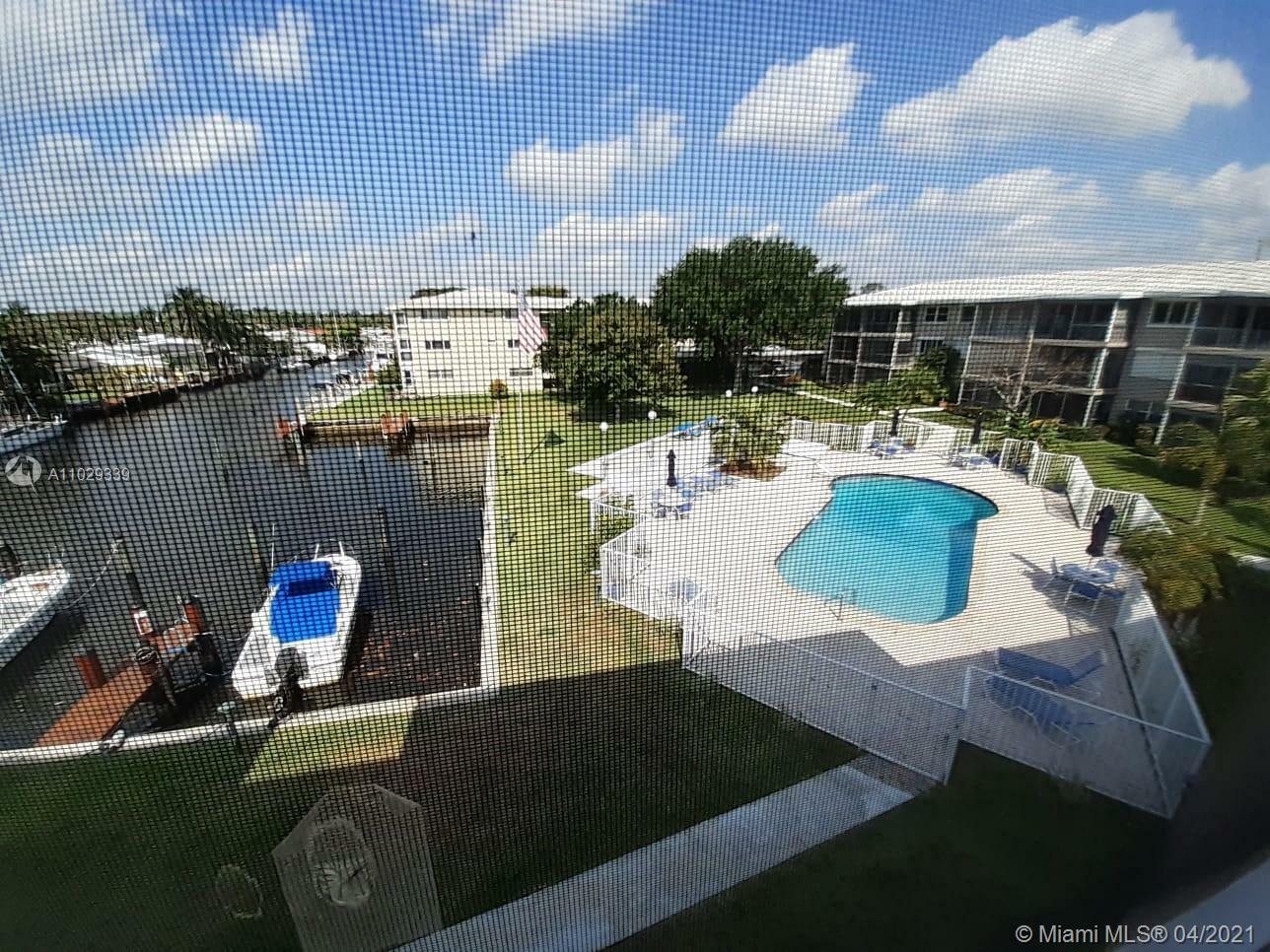 Property Photo:  900 SW 12th St #309  FL 33315 