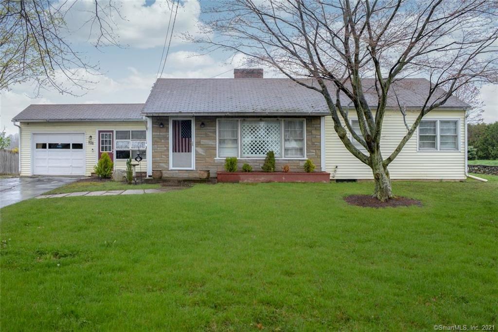 Property Photo: 806 Mapleton Avenue CT 06078