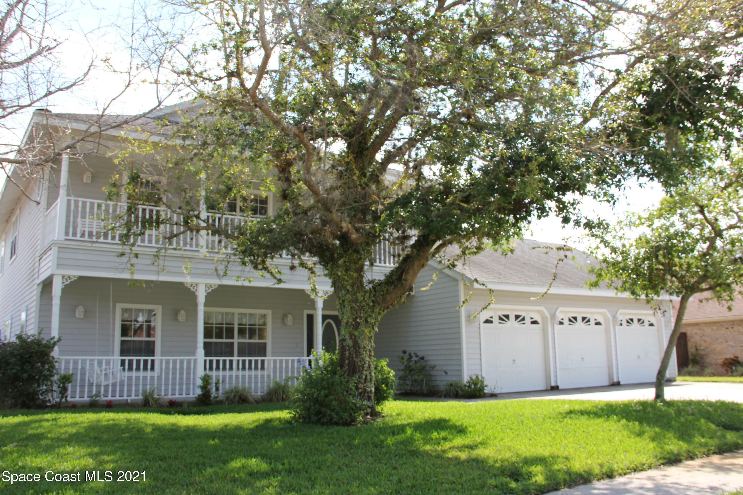 Property Photo:  1115 Hollow Brook Lane  FL 32950 