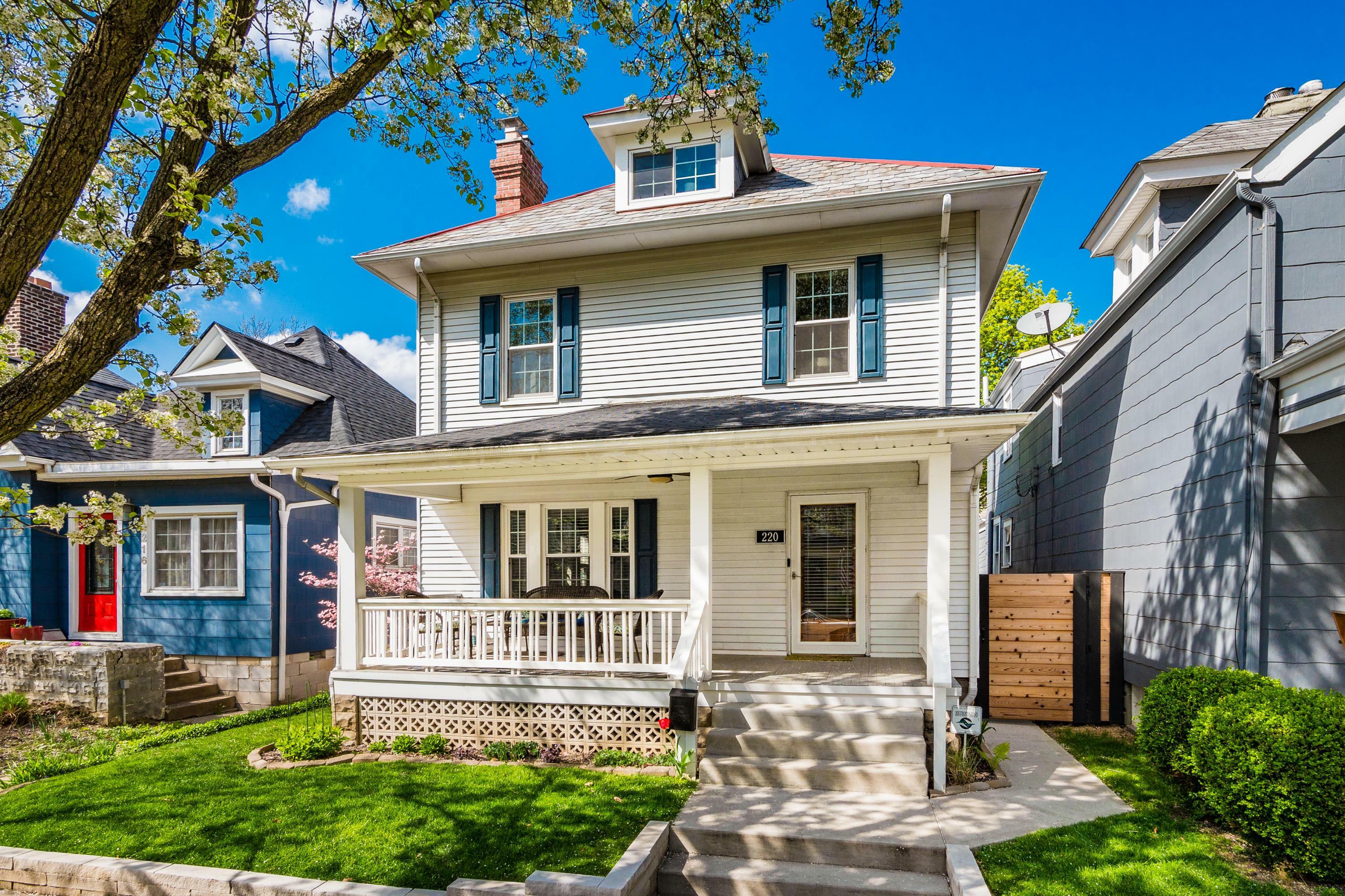 Property Photo:  220 E Mithoff Street  OH 43206 