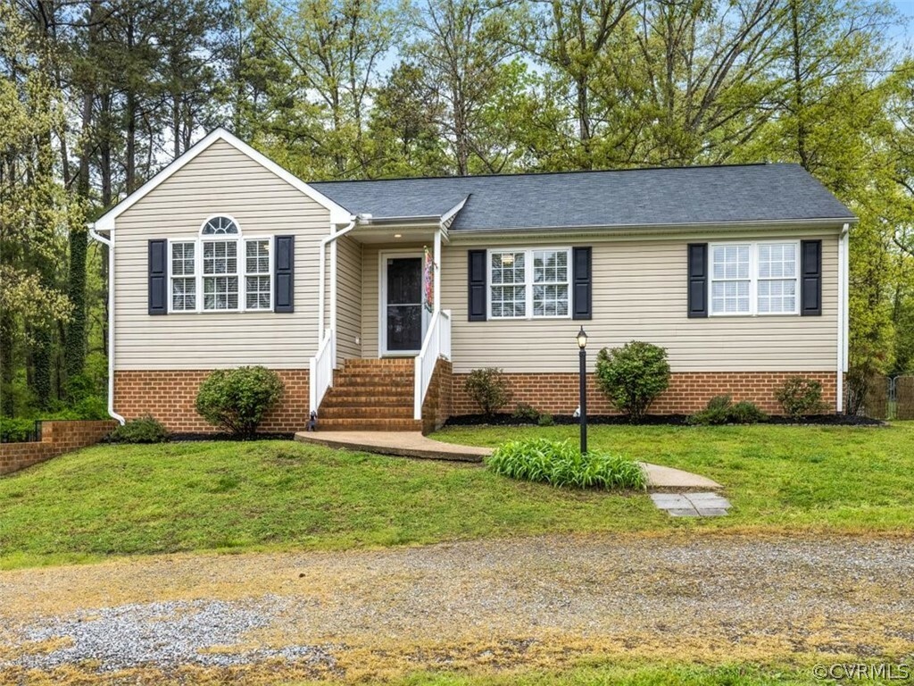 Property Photo:  5204 Pole Green Road  VA 23116 