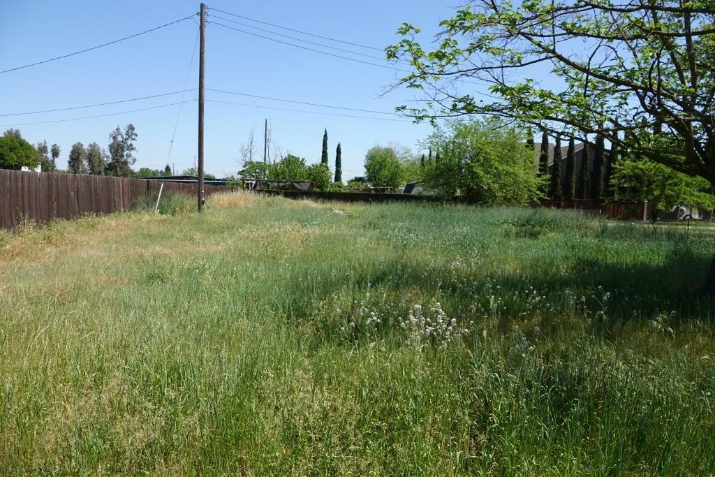 Property Photo:  649 Main Avenue  CA 95838 