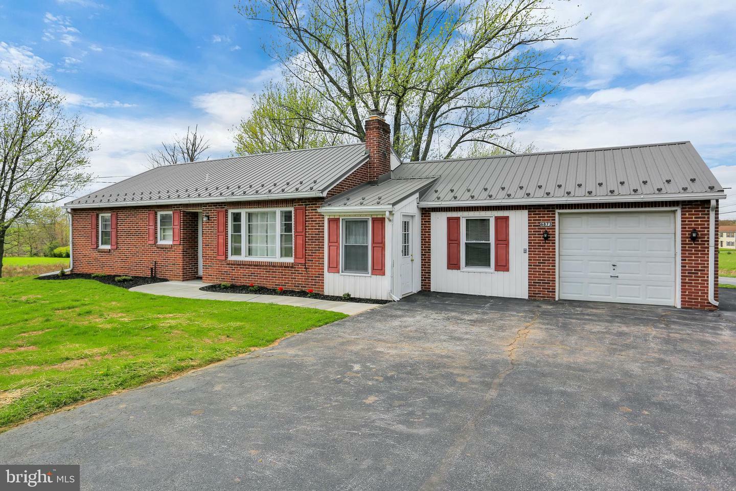 Property Photo:  6873 Lincoln Highway  PA 17364 