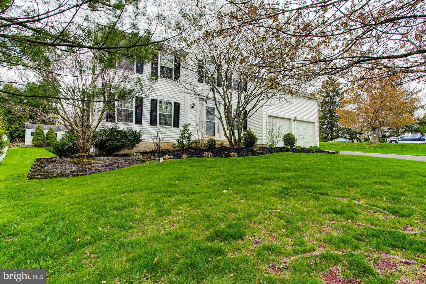 Property Photo:  2000 Erin Drive  PA 18960 