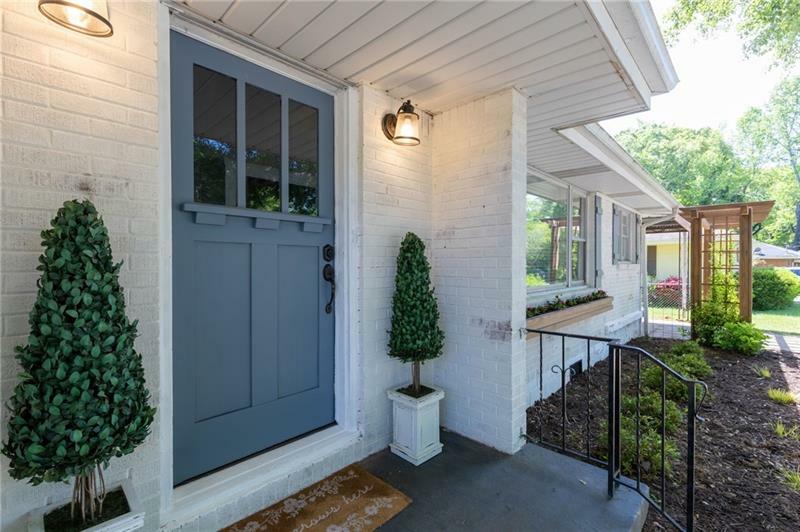 Property Photo:  3235 Concord Circle SE  GA 30080 