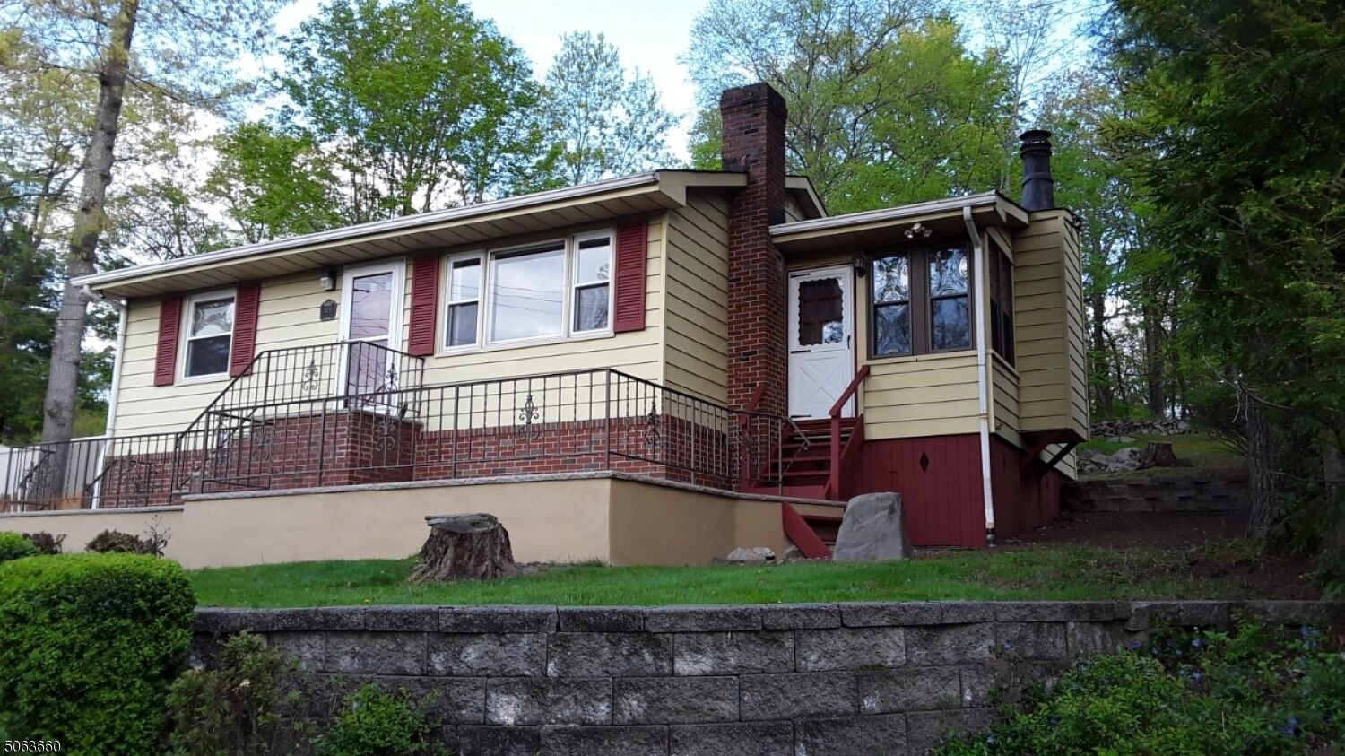 Property Photo: 115 Rollins Trl NJ 07843