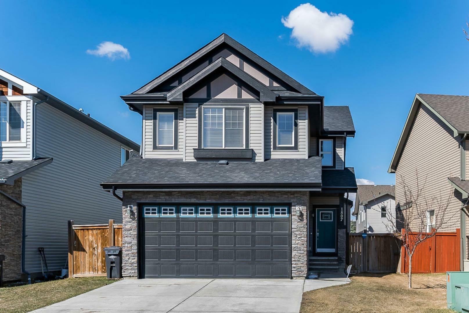 Property Photo: 1507 Monteith Drive SE AB T1V 0B6