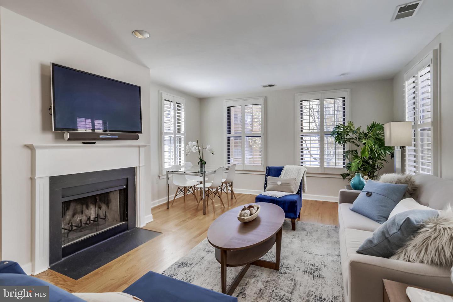 1710-1/2 Summit Place NW  Washington DC 20009 photo