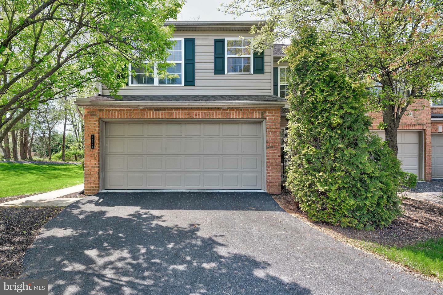 Property Photo:  1121 Sandpiper Court  PA 17050 