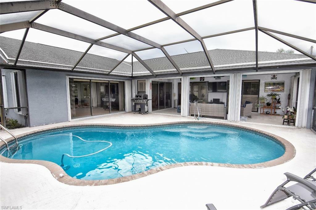 Property Photo: 4413 SW 25th Court FL 33914
