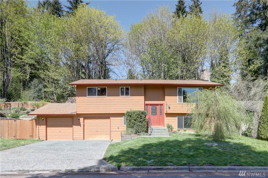 Home for sale in Bothell: 15219 108th Place NE, Bothell, WA 98011