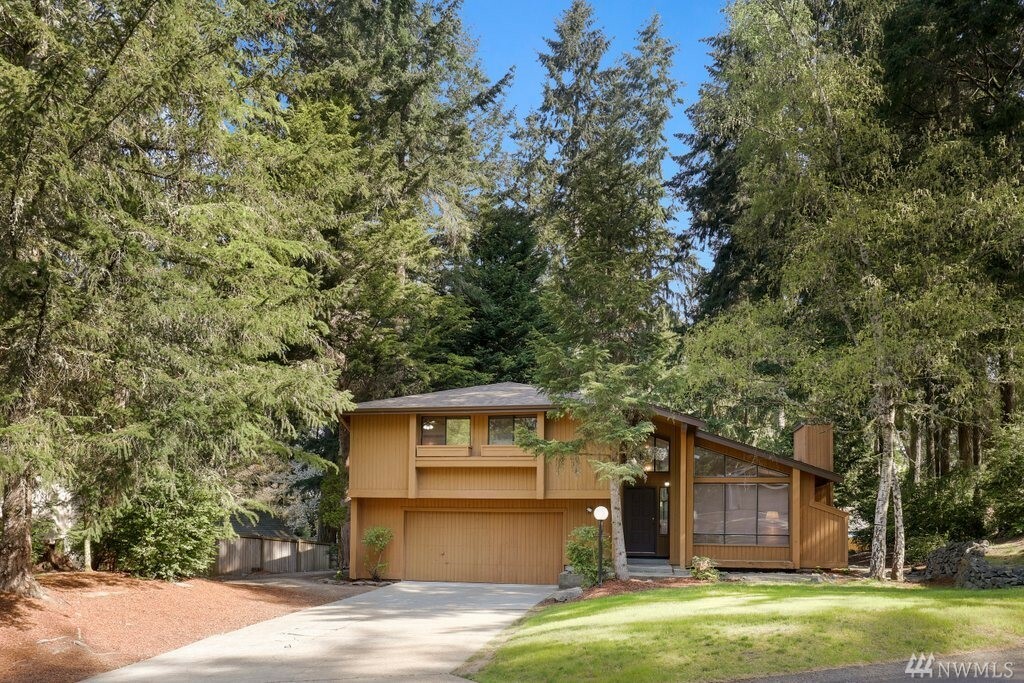 Property Photo:  1109 35th St Ct NW  WA 98335 