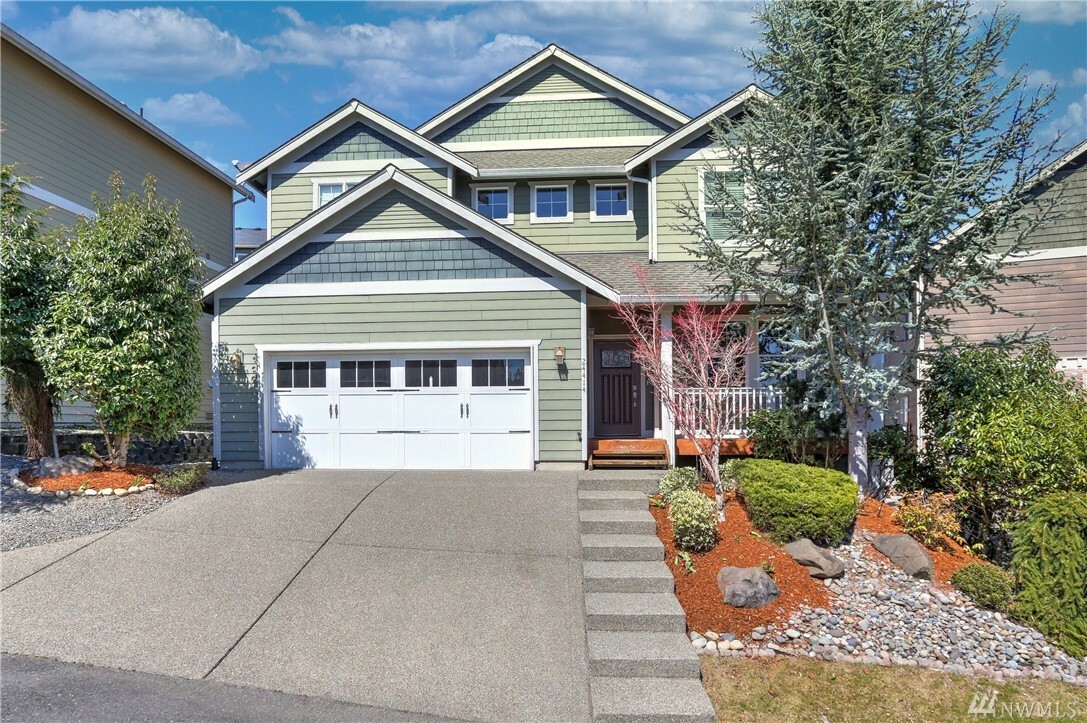 Property Photo:  24414 184th Ct SE  WA 98042 