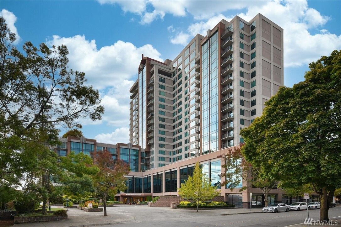 Property Photo:  177 107th Ave NE 916  WA 98004 