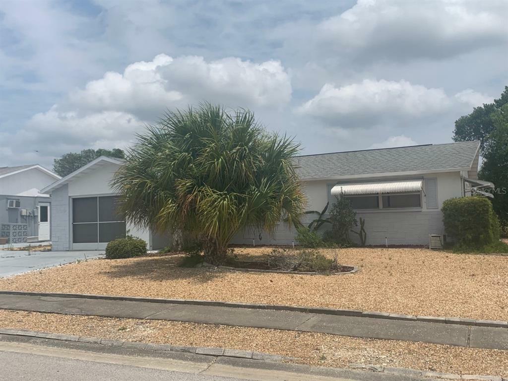 Property Photo: 7730 Waterford Street FL 34653