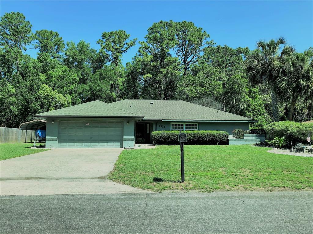 Property Photo:  7910 N Sarazen Dr  FL 34434 