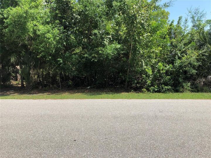 Property Photo:  5042 Fifer Terrace  FL 33981 