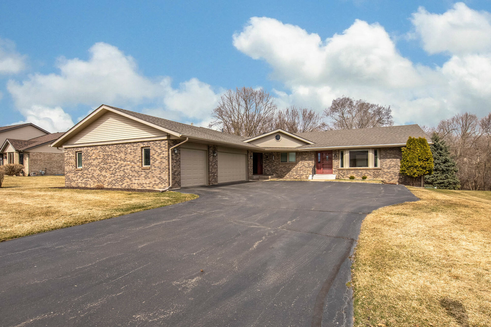 Property Photo:  6508 Old Colony Bend  IL 61108 