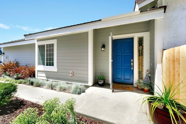 Property Photo:  1652 Clearwater Place  CA 92024 